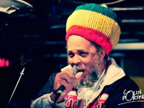 Give Jah Your Heart And Soul lyrics