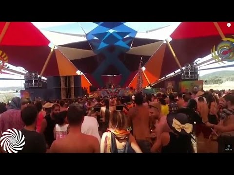 Lucas playing Lunatica - Ancestral Journey @ Boom Festival 2016