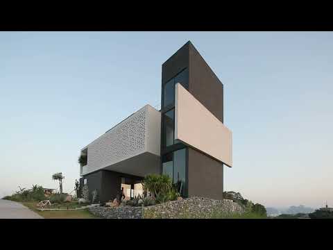 S-Hill Villa / Idee Architects