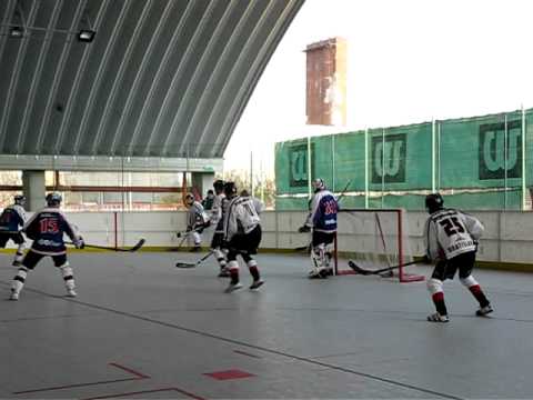 Reebok Ružinov Bratislava - LG TPS Bratislava 3:6 (1:1, 2:1, 0:4)