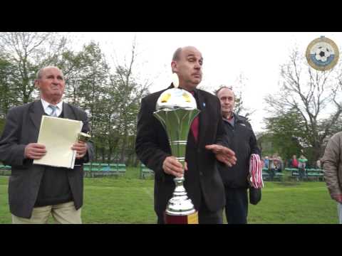 Wręczenie pucharów po finale Pucharu Polski Podokręgu Bytom ŚLZPN