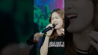 Download lagu Rembulan ing wengi tansah anyekseni Endah paras manis esem lan guyumu - Sasya Arkhisna mp3