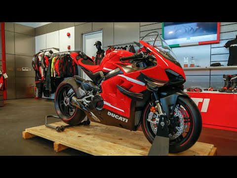 Eu estou usando a Ducati Superleggera V4