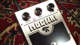 Video thumbnail for Electro-Harmonix Big Muff Pi MOGWAI by Alex T
