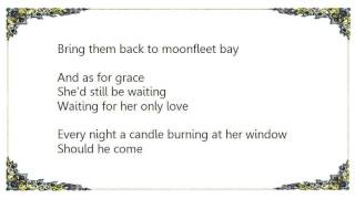 Chris de Burgh - Moonfleet Bay Lyrics