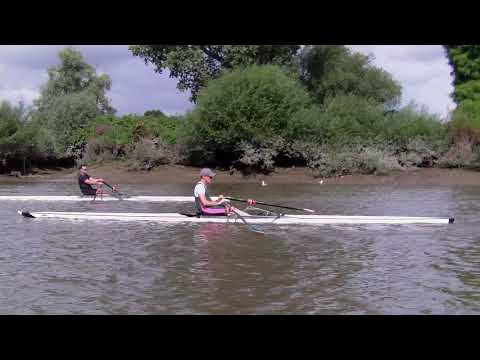 sculling courses at Tideway Scullers School