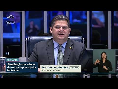 Davi anuncia para sexta a promulgação de PECs da 6x1 e dos agentes de saúde
