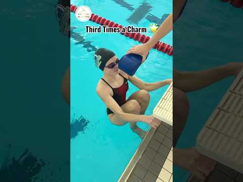 I love this Backstroke Start Drill because it helps #Swimmers raise their feet out of the water!