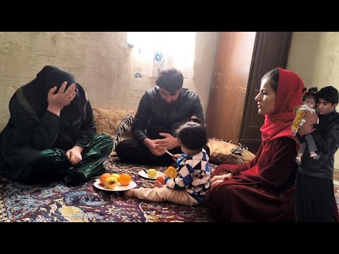 Between thesilence of thehouse and theanxiety of the prison:Zahra's worryand Marzieh's pleasant hope