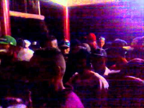 MC MAIKE - (AO VIVO NA FESTA DA FT) '2012'