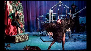 Kat Robichaud&#39;s Misfit Cabaret Grimm- &quot;Blackbird&quot; (Beatles cover) w/ Bo Vixxen