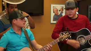 CADA DICIEMBRE - LOS PLEBES DEL RANCHO DE ARIEL CAMACHO (VIDEO BORRADO DE Pepe&#39;s Office) - 2017 - HD