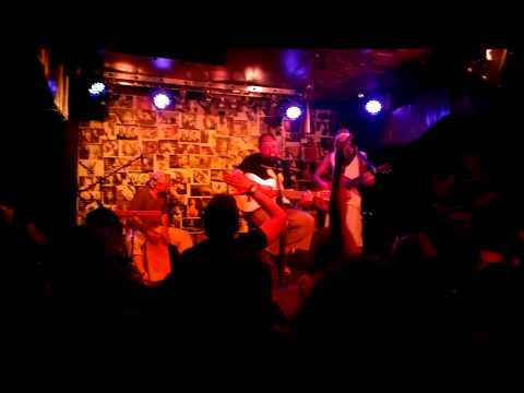 MITKO TARALEZHKOV - I tolkoz (Live @ Stroeja, Sofia - 20 June 2013)