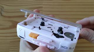 It&#39;s OK Bluetooth walkman unboxing: retro modern, but not in a good way...