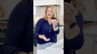 How to Debeard & Clean Mussels (Plus, The Tap Test) #shorts