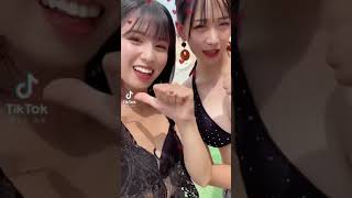 夏はいいな！水着見放題だし?