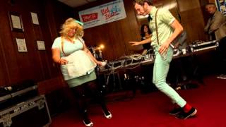 SHANNON AND THE CLAMS / runaway