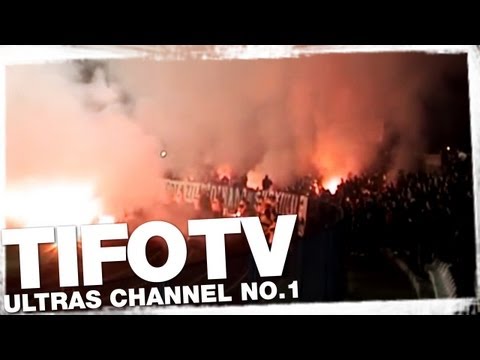 BAD BLUE BOYS. .. PYROSHOW & CHANT 'ZA DINAMO BEZ MAMICA' - Ultras Channel No.1