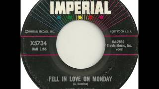 Fats Domino - Fell In Love On Monday (master with chorus backing)(stereo) - December 28, 1960