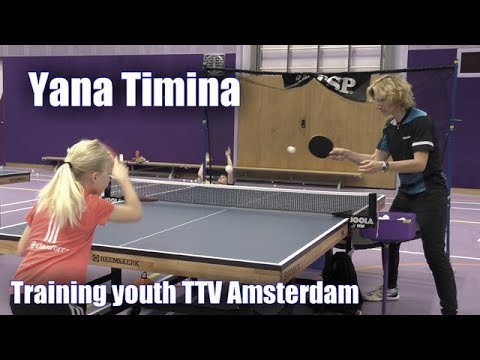 Yana Timina子供達を指導! 卓球クラブアムステルダム！ TTV Amsterdam