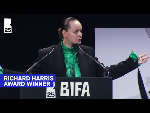 Richard Harris Award #BIFA2022 I Samantha Morton