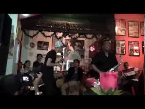 "RAME-RAME" LIVE by NICKY MANUPUTTY & FRIENDS  at cafe Sibu-Sibu #Ambon