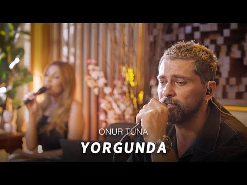Onur Tuna – Yorgunda | Dost Meclisi I Canlı Akustik Seri