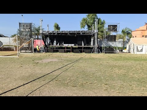 KOMBONKA Yalong Ngalong Album - Set Up Qcity