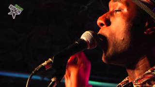 Aloe Blacc performing BILLIE JEAN (live&HD)