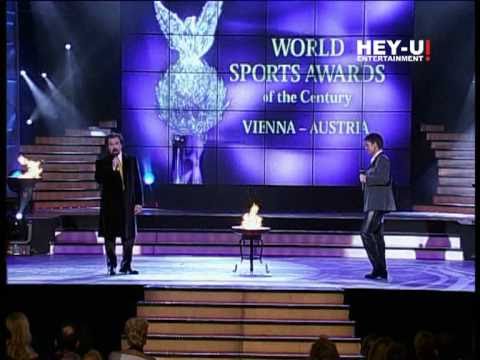 Sir Cliff Richard & Vincenzo la Scola - Vita mia