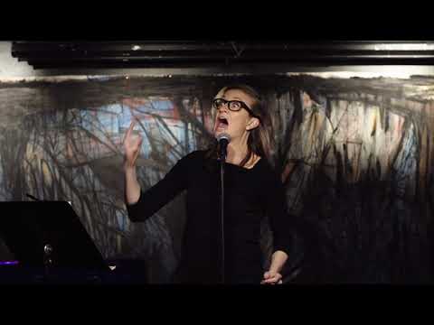 First Dates, Fingernails & Frantic Flushing | Selena Coppock | Yum's the Word