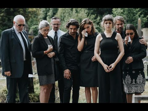 “Nuk dua njerëz Fallco në funeralin tim”, fjalët që një grua shkroi në nekrologjinë e saj