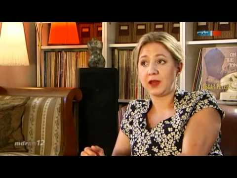 Ragna Schirmer auf China-Tournee - Teil 1.avi