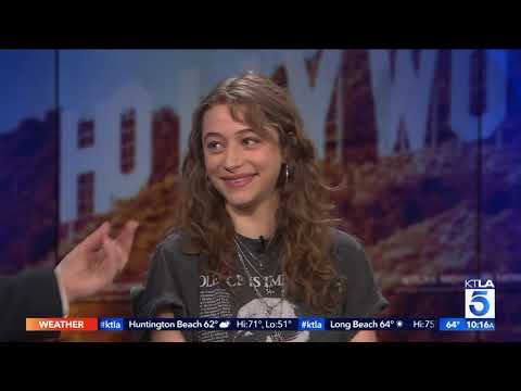 download lagu mp3 mp4 Odessa Adlon, download lagu Odessa Adlon gratis, unduh video klip Odessa Adlon