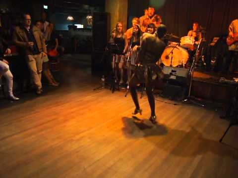 'Amadamara' live cover