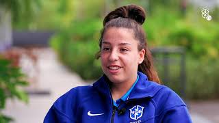 DE ARTILHEIRA A GOLEIRA: ELU RELEMBRA INÍCIO NO FUTSAL E ASCENSÃO ATÉ A SELEÇÃO BRASILEIRA