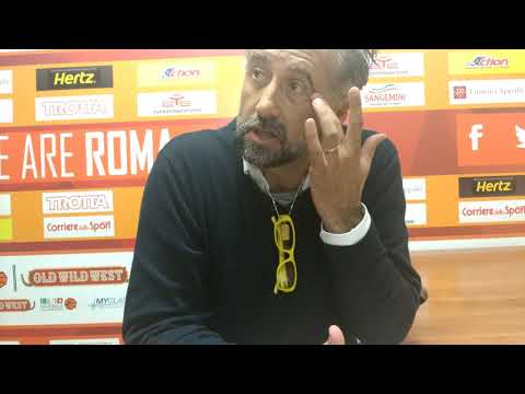 Coach Fabio Corbani al termine della sconfitta con Legnano