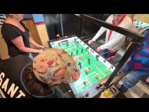 Todd Loffredo & RayGun! vs. Danny Andrade & Shelly Langley first set