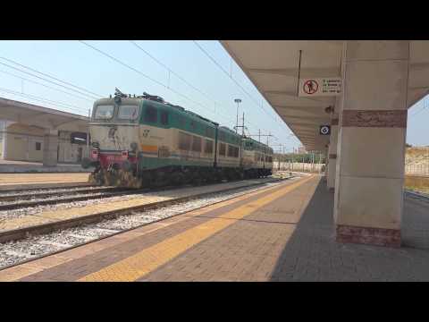 LIS E655 501+ E655 225 IN PARTENZA DA TARANTO