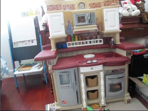 Step2 Party Time Kitchen Playset - An Inside Look #piecesofm