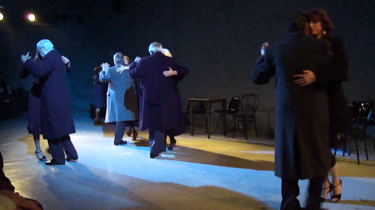 Elsa y Julio Duplaa en el Ricardo Rojas con milongueros