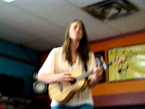 Sara Bareilles singing Beautiful Girl at Record Store Day - Madison