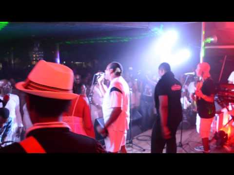 MADE IN MIZIK feat KWAXICOLOR au BAKOUA !