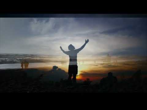 Alziam le mani | Luca Ciaccio