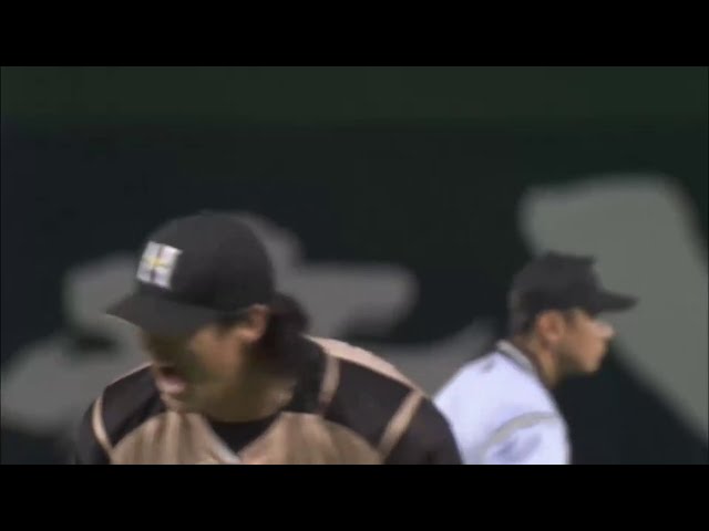 【3回裏】ホークスが長谷川の併殺崩れで1点追加!! 際どい判定にファイターズ・メンドーサは… 2014/8/8 H-F