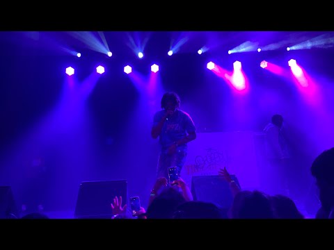 Interview With Trilliano At GEEZYWORLD2 Tour, Drops game for upcoming artist and being on tour.