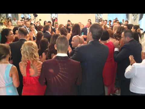 SPOSI E INVITATI ENTRANO BALLANDO INGRESSO MATRIMONIO 2015 - PLAZA VASTO - FRANCESCO BARATTUCCI