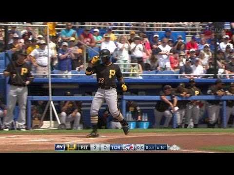 PIT@TOR: McCutchen launches a two-run shot to right