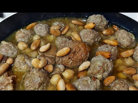 Recipe | Mtewem | Algerian Meatballs in a Chickpeas Sauce