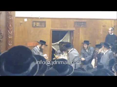 First Night Chanukah 5775 By Toldos Avrohom Yitzchok Rebbe